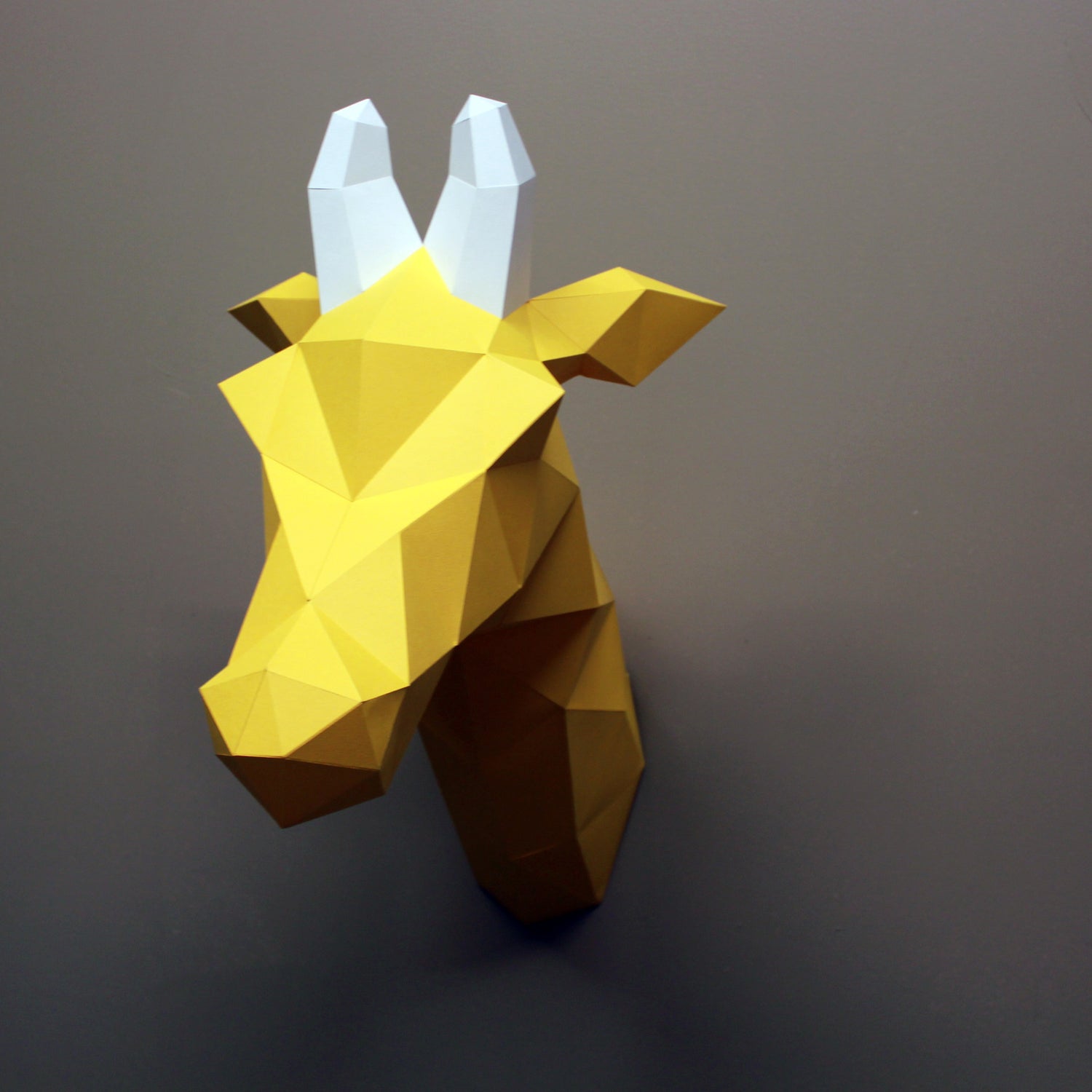 Giraffe DIY Paper Animal Sculpture